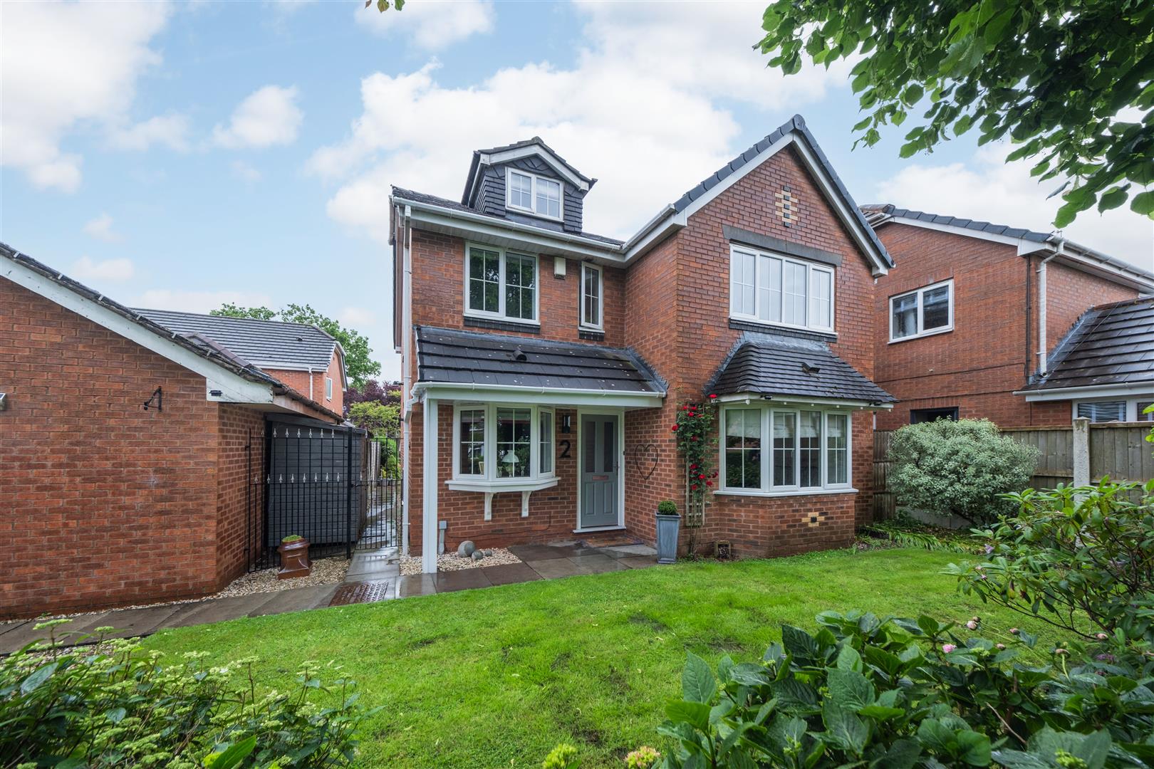5 bedroom  Detached House for Sale in Winsford
